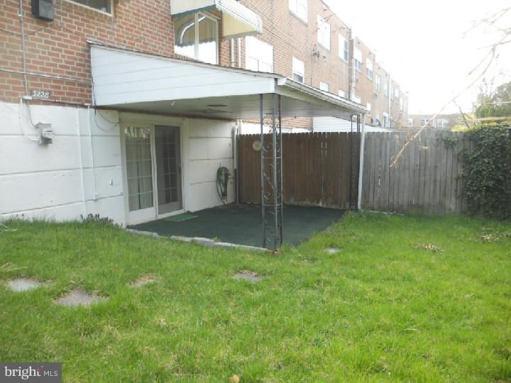 3228 Kilburn Road Philadelphia, PA 19114 - Photo 19 of 20 Exterior Back