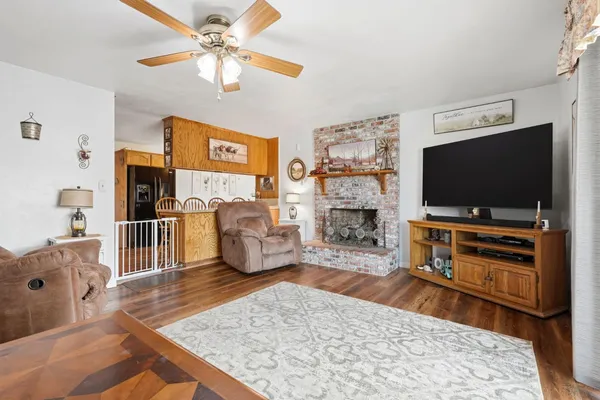 $350,000 | 339 North Lombardi Street, Porterville, CA 93257