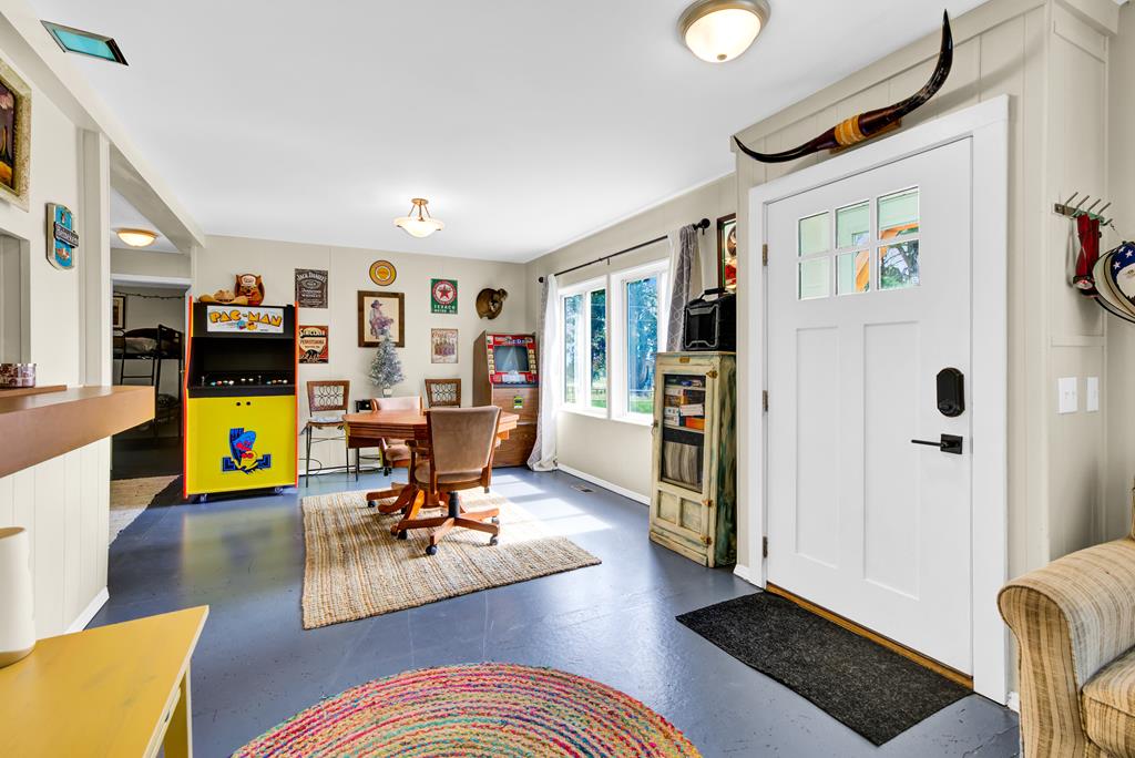 191 Bear Wallow Road Cascade, ID 83611 - Photo 12 of 43 Gallery Image 12