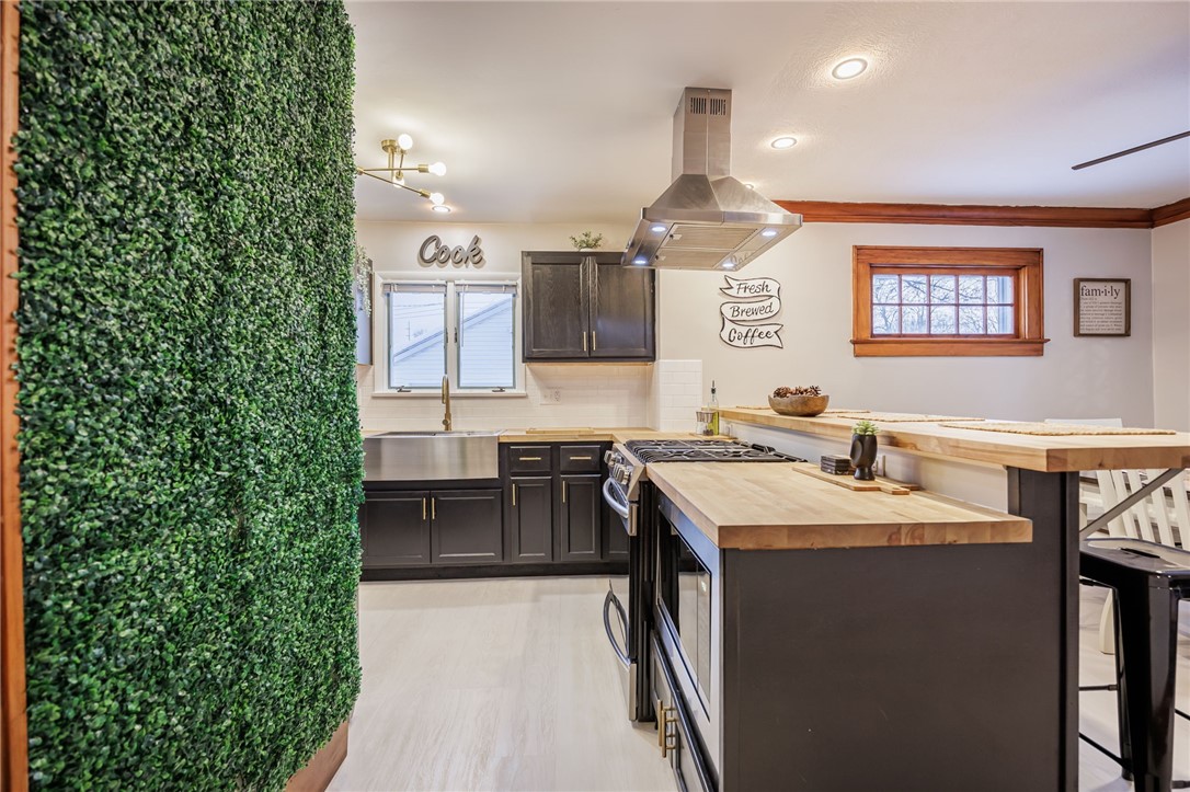 20 Florida Avenue Greece, NY 14616 - Photo 22 of 49