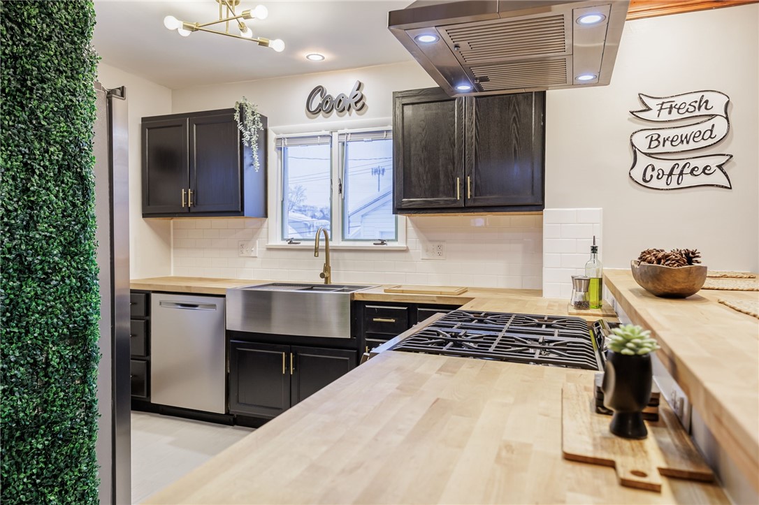 20 Florida Avenue Greece, NY 14616 - Photo 32 of 49