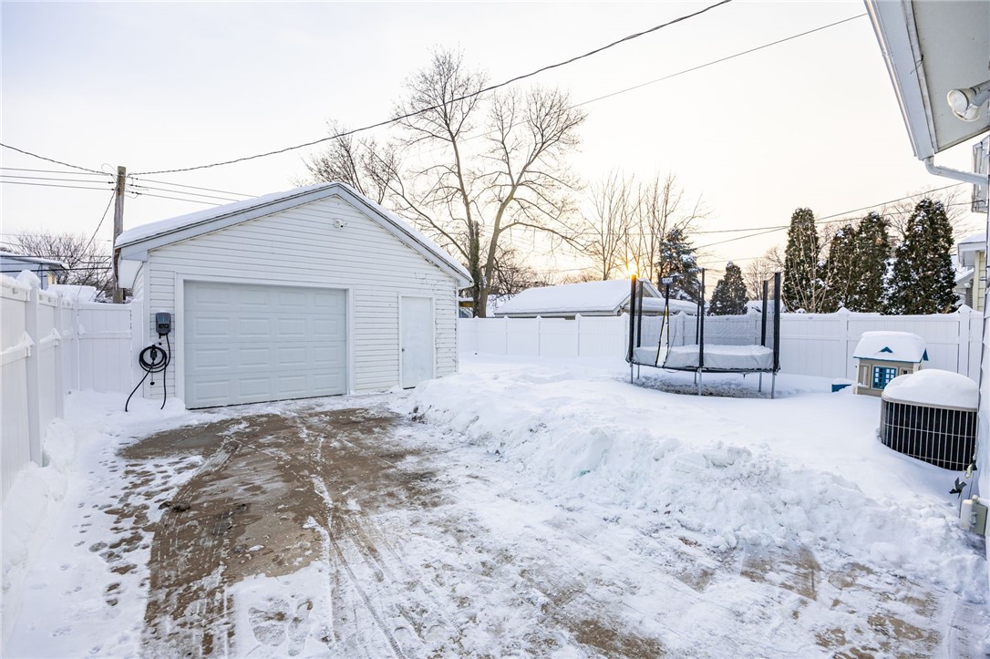 20 Florida Avenue Greece, NY 14616 - Photo 4 of 49