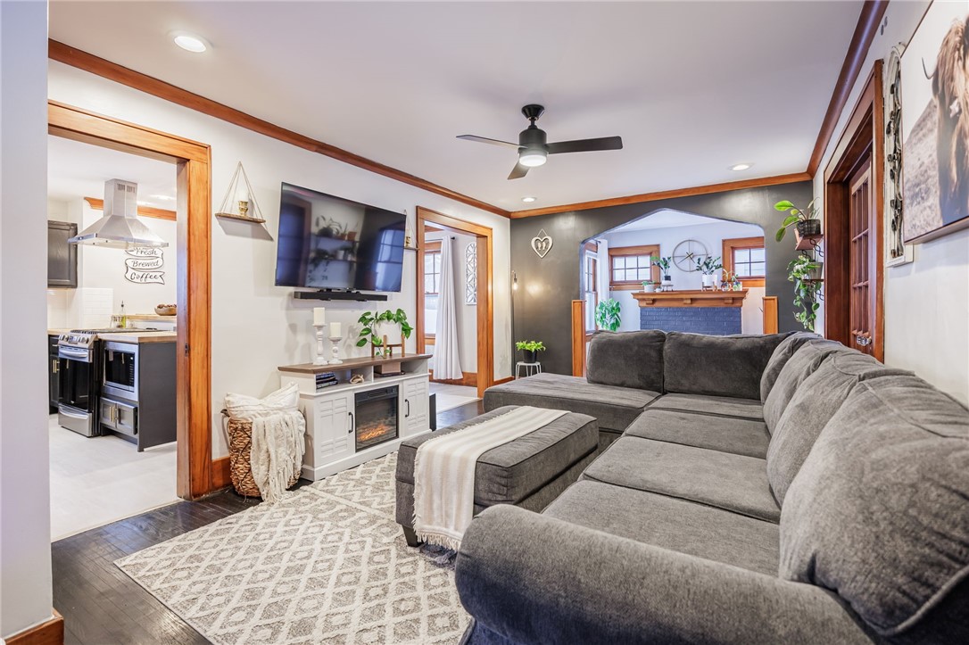 20 Florida Avenue Greece, NY 14616 - Photo 9 of 49