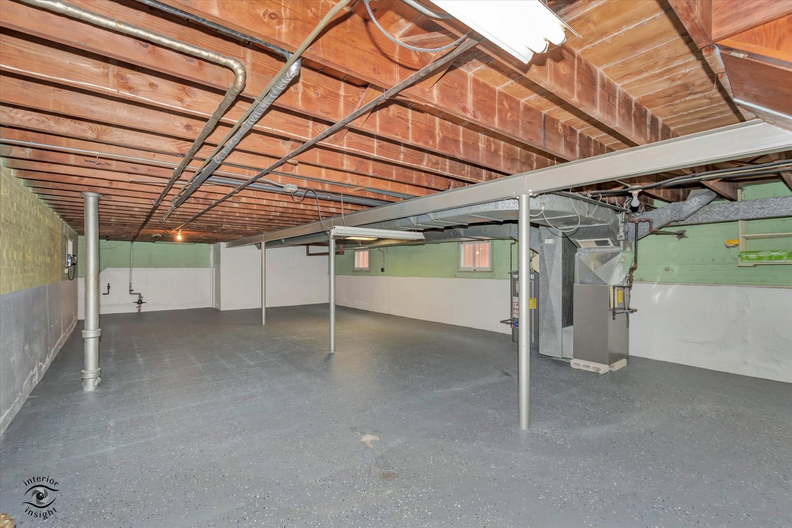 6049 South Mobile Avenue Chicago, IL 60638 - Photo 19 of 26 a view of empty room with wooden ceiling
