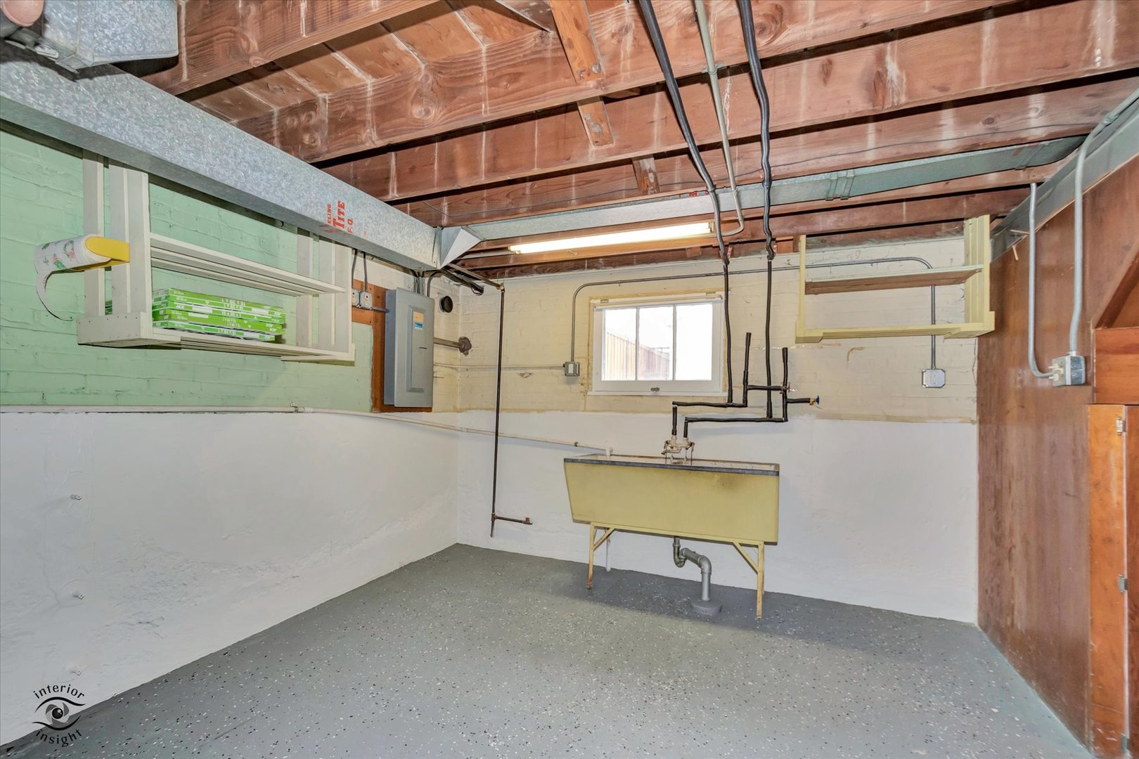 6049 South Mobile Avenue Chicago, IL 60638 - Photo 21 of 26 a view of an empty room