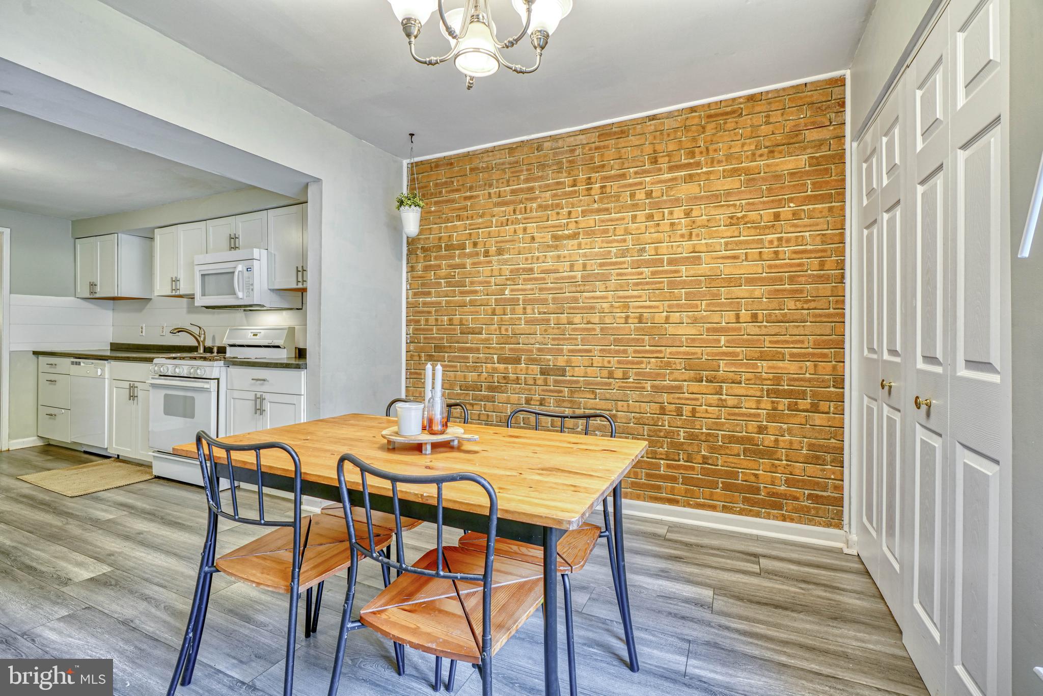 9620 Basket Ring Road Columbia, MD 21045 - Photo 5 of 58