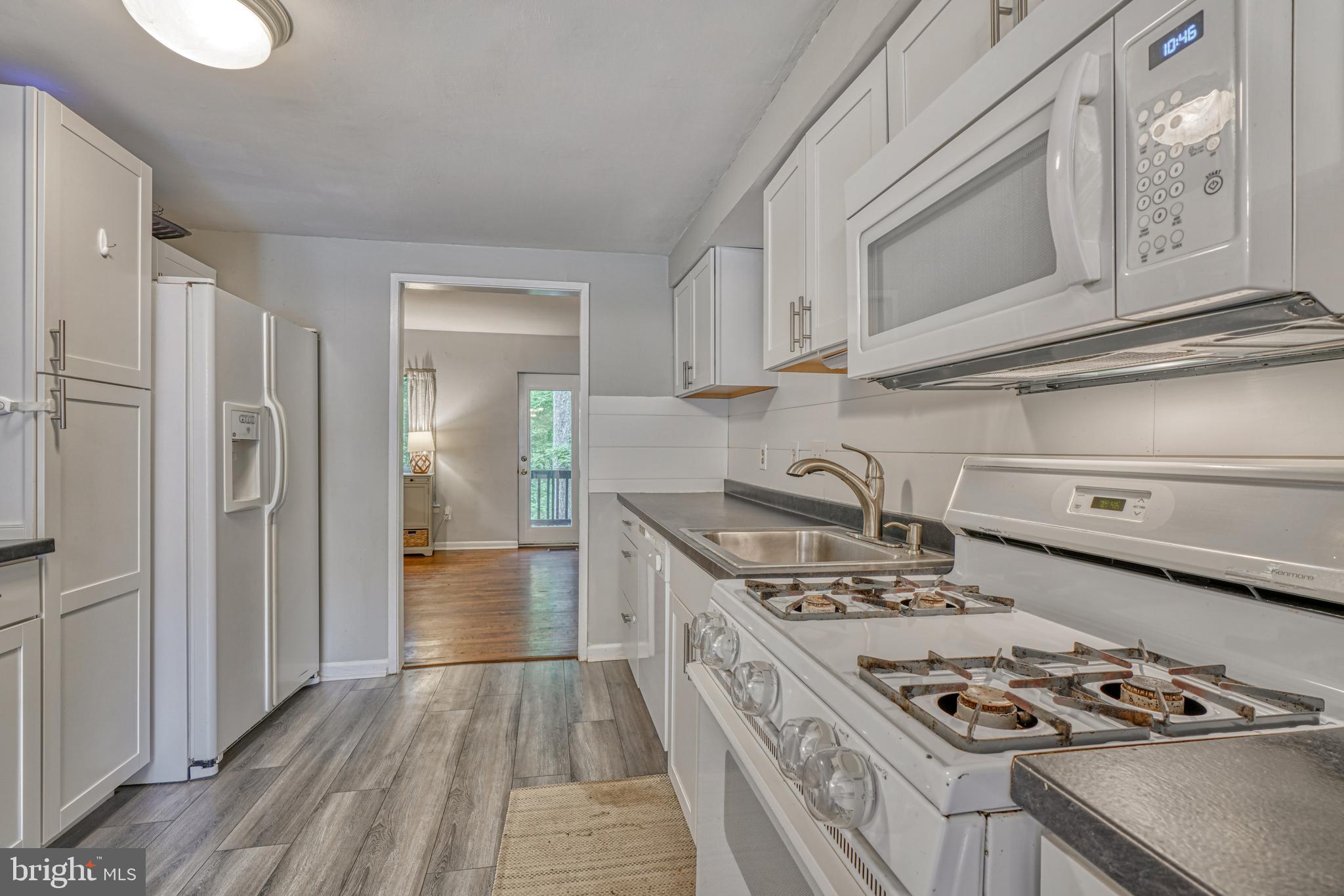 9620 Basket Ring Road Columbia, MD 21045 - Photo 10 of 58