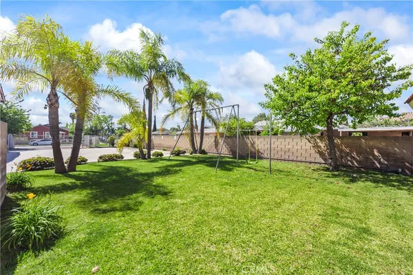 $515,000 | 6535 72 Nd, Unit 1, Paramount, CA 90723