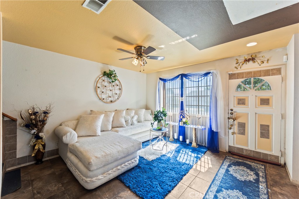 6535 72 Nd, Unit 1 Paramount, CA 90723 - Photo 9 of 32