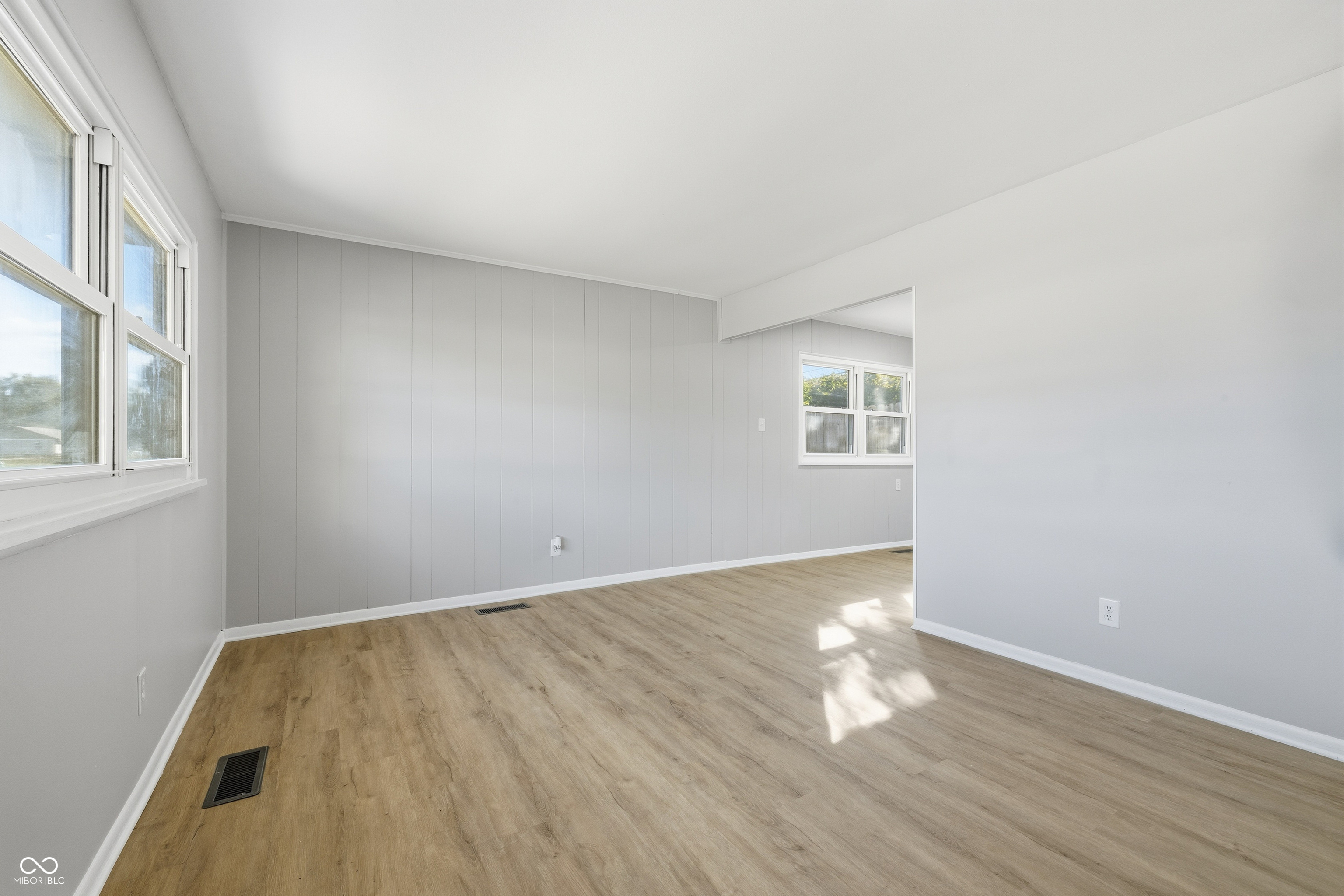 2908 South Walcott Street Indianapolis, IN 46203 - Photo 23 of 30