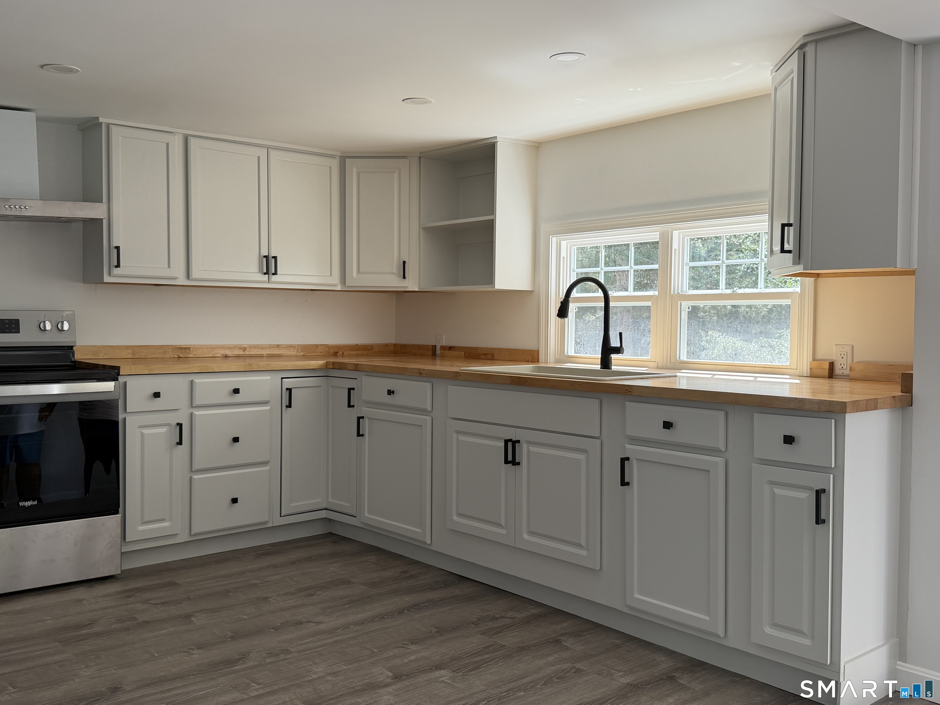 14 Old Mill Road Clinton, CT 06413 - Photo 7 of 14 Gallery Image 7