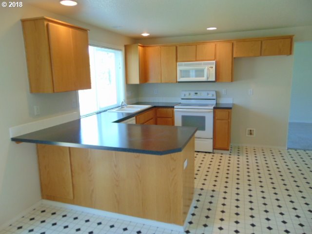 2050 North 8th Way Ridgefield, WA 98642 - Photo 4 of 31 Gallery Image 4
