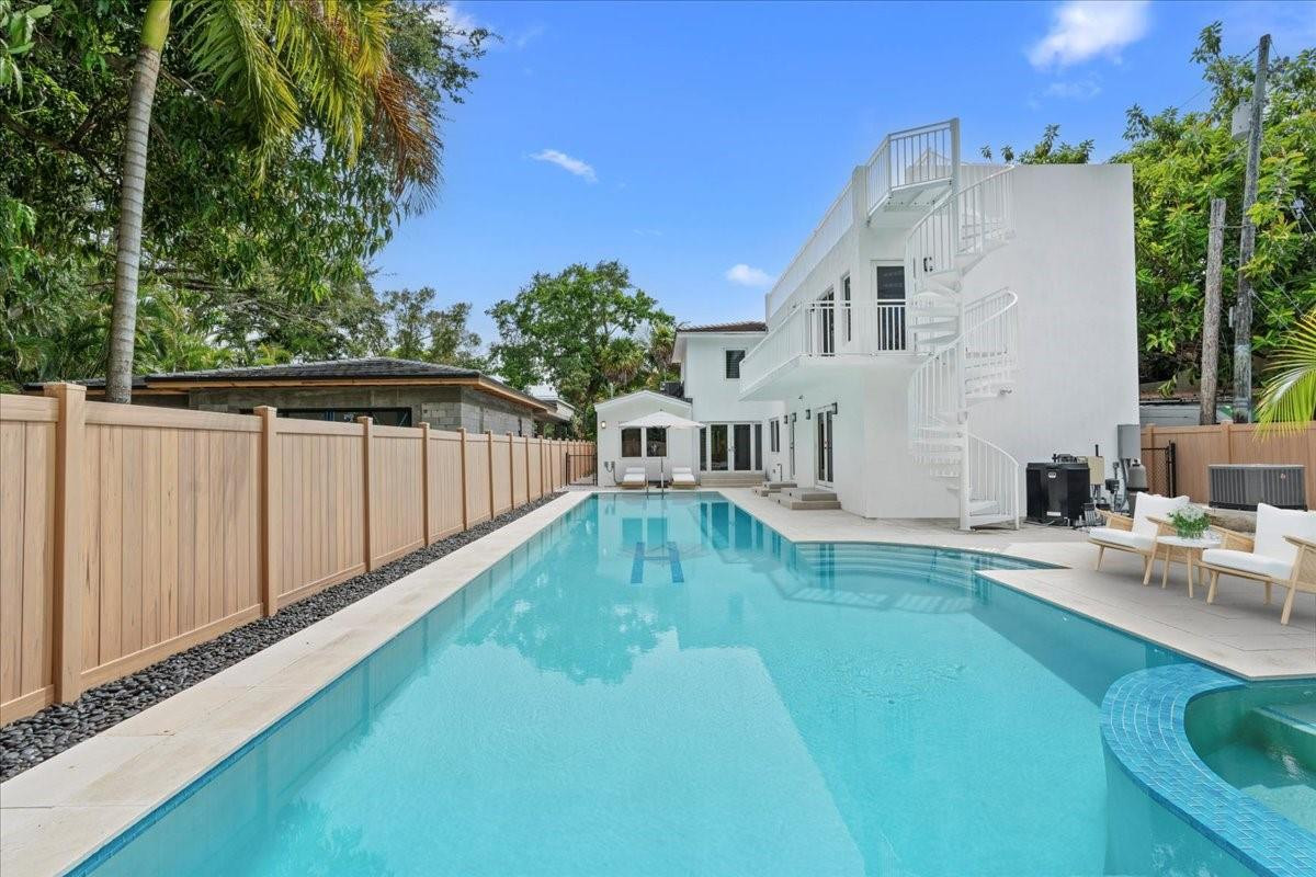 257 Southwest 32nd Road Miami, FL 33129 - Photo 28 of 60 Photo 28