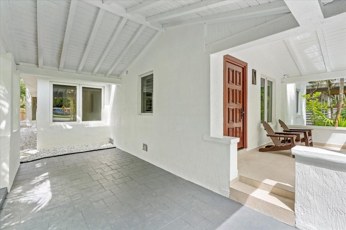 257 Southwest 32nd Road Miami, FL 33129 - Photo 43 of 60 Carport