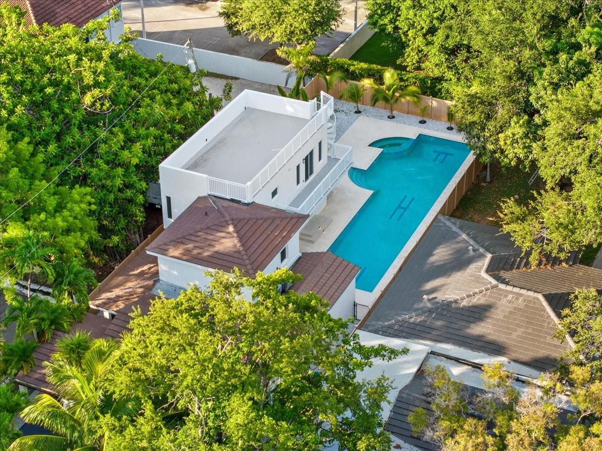 257 Southwest 32nd Road Miami, FL 33129 - Photo 48 of 60 Photo 49