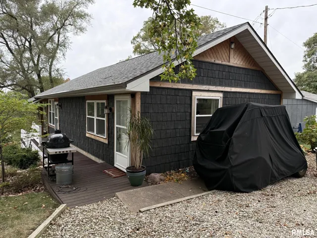 $249,900 | 86 Lake Warren Drive, Monmouth, IL 61462