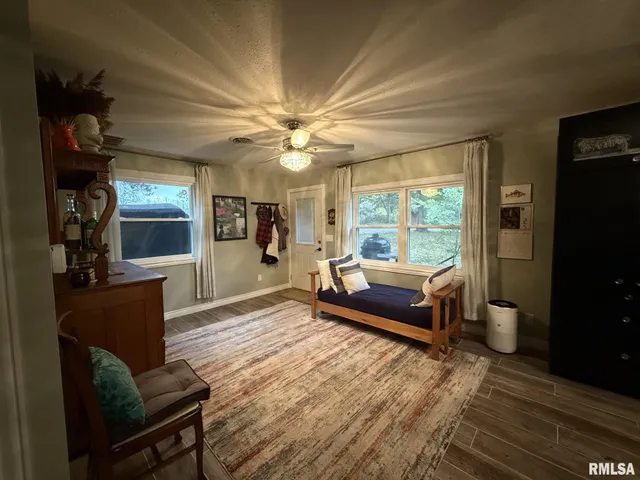 $249,900 | 86 Lake Warren Drive, Monmouth, IL 61462