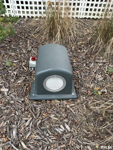 $249,900 | 86 Lake Warren Drive, Monmouth, IL 61462