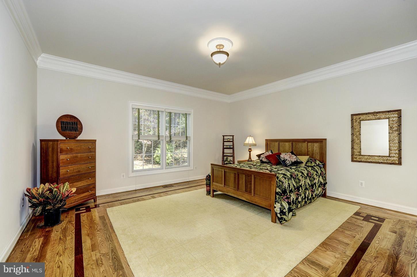 1040 Bellview Road McLean, VA 22102 - Photo 11 of 27 Bedroom