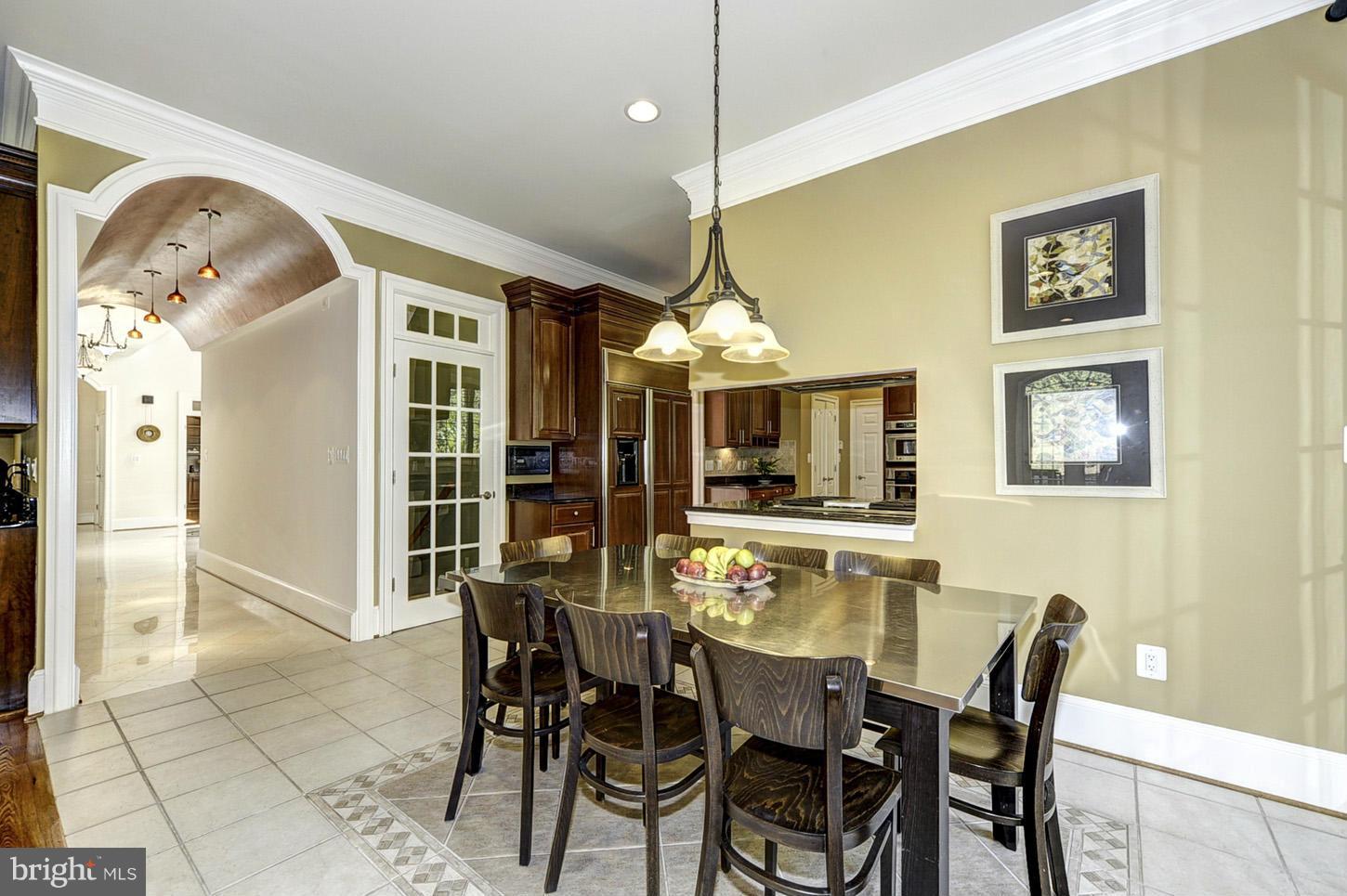 1040 Bellview Road McLean, VA 22102 - Photo 9 of 27 Interior (General)