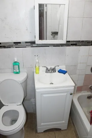 $799,000 | 1731 White Plains Road | Hunt Estate