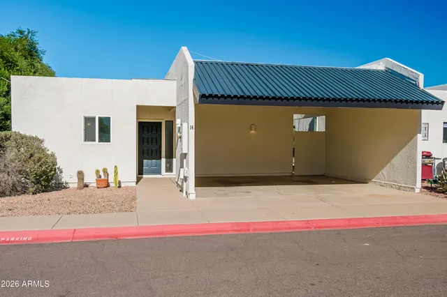 $2,150 | 16041 North 31st Street, Unit 14, Phoenix, AZ 85032