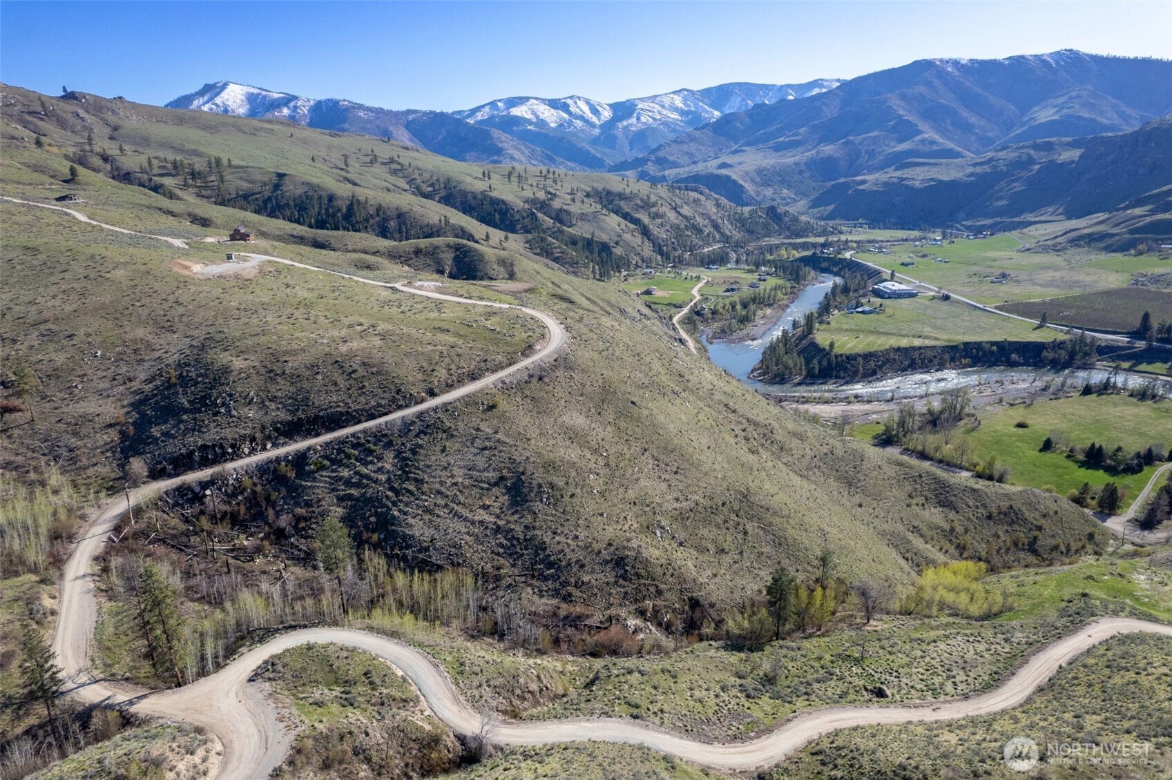 6 Cowboy Road Pateros, WA 98846 - Photo 17 of 38