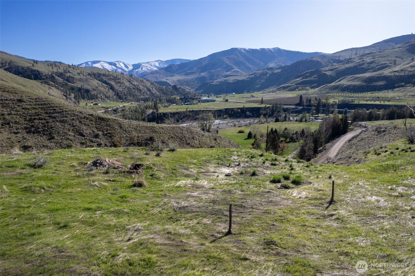 6 Cowboy Road Pateros, WA 98846 - Photo 19 of 38