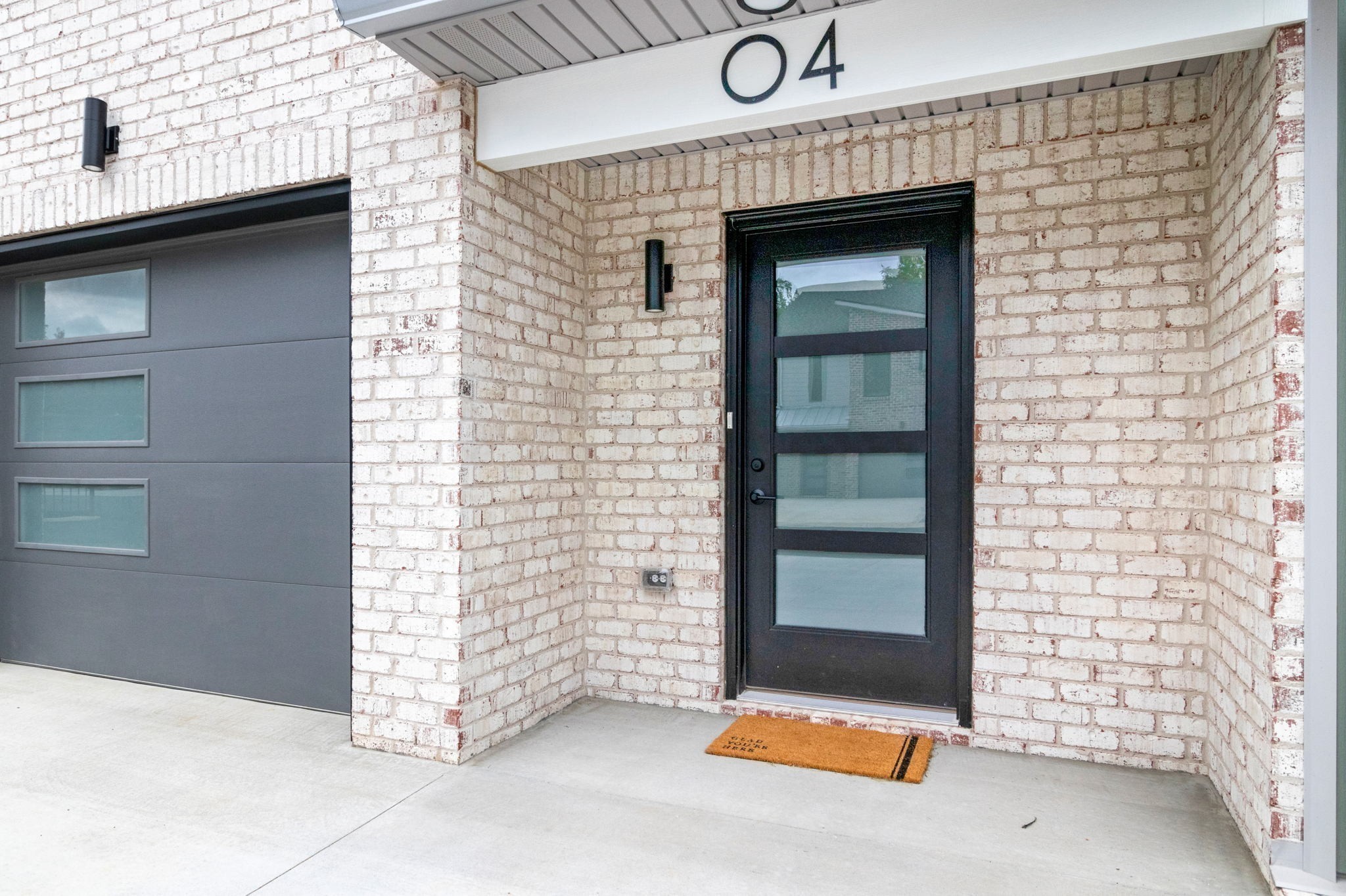 725 Hornbuckle Road, Unit B2 Clarksville, TN 37043 - Photo 3 of 31