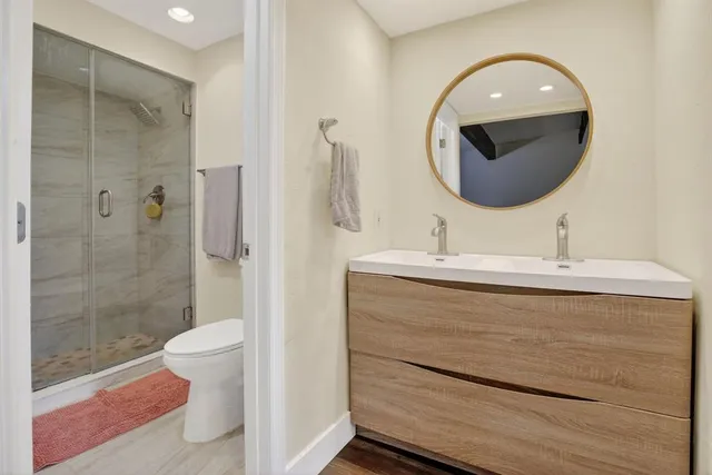 $395,000 | 721 East Coco Plum Circle, Unit 5, Plantation, FL 33324