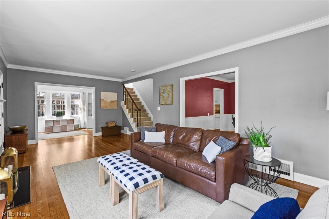 17029 Fernway Road Cleveland, OH 44120 - Photo 9 of 37 Gallery Image 9