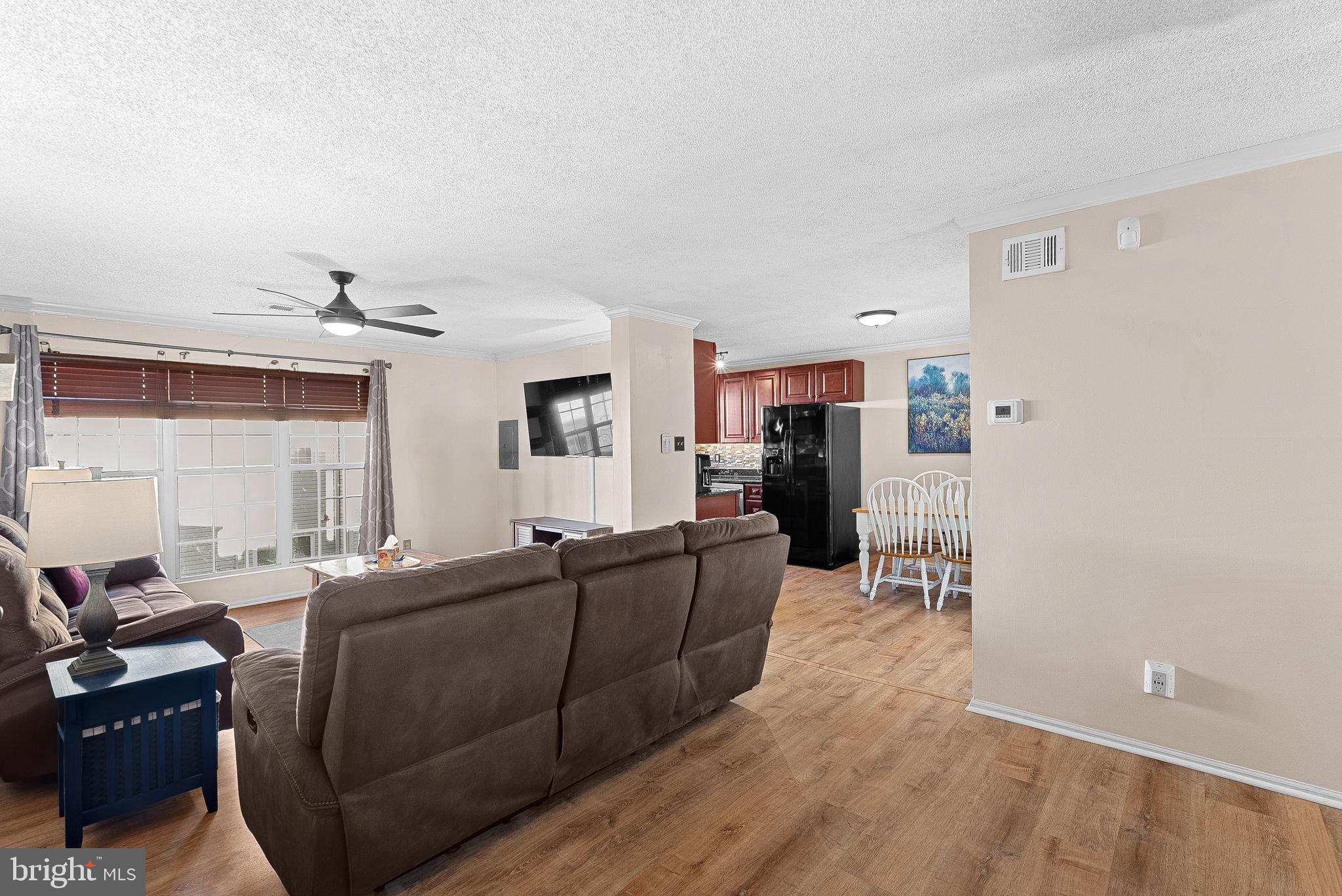 1115 Huntmaster Terrace Northeast, Unit 202 Leesburg, VA 20176 - Photo 10 of 33