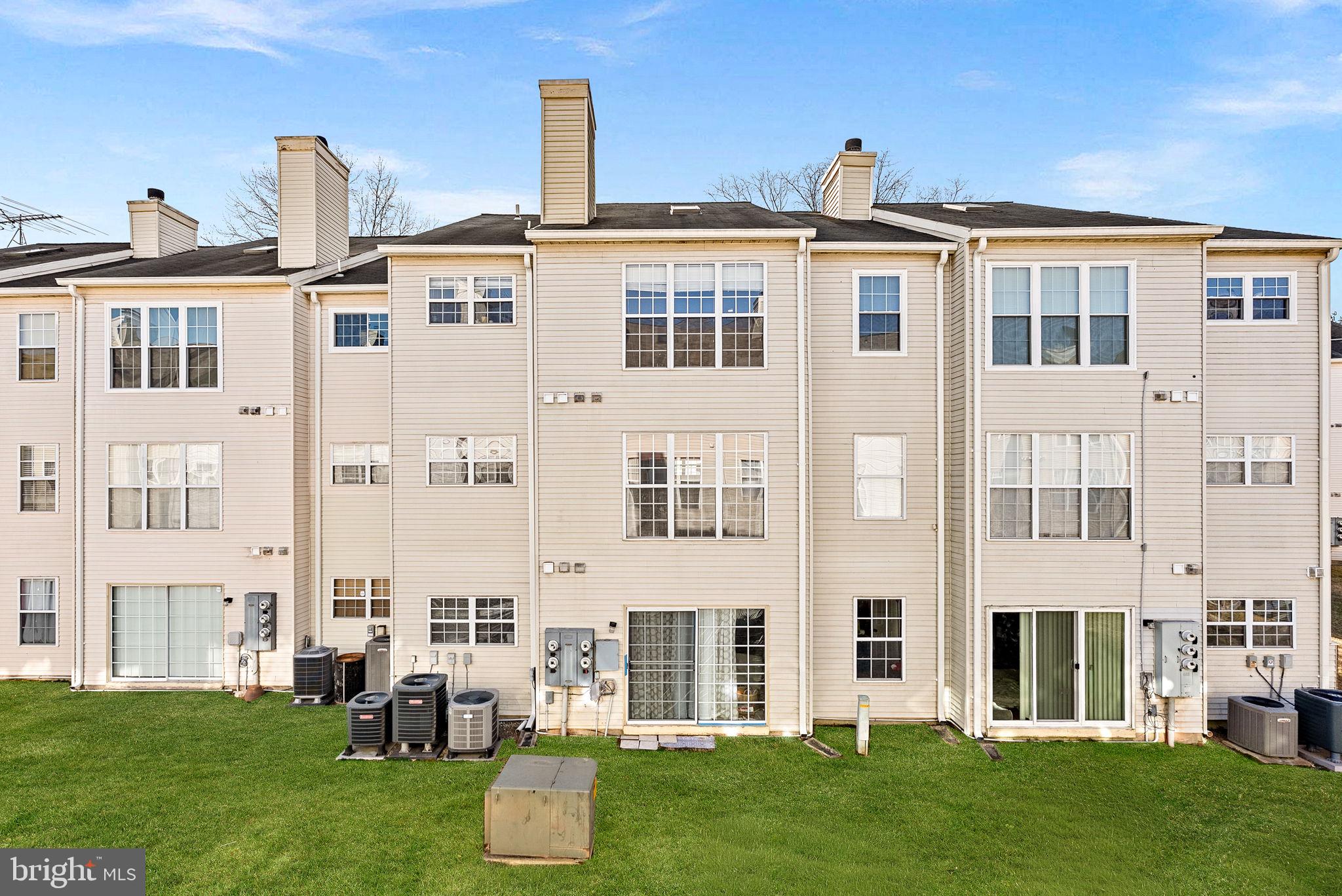 1115 Huntmaster Terrace Northeast, Unit 202 Leesburg, VA 20176 - Photo 31 of 33