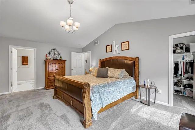 $349,900 | 1203 Woodbury Commons, Unit D, Waukesha, WI 53189