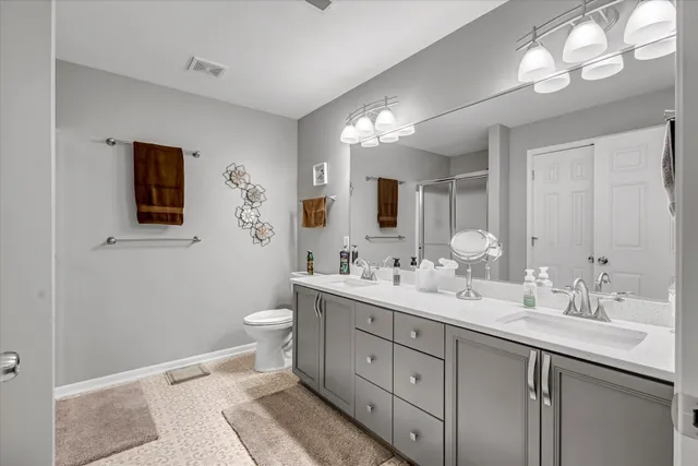 $349,900 | 1203 Woodbury Commons, Unit D, Waukesha, WI 53189