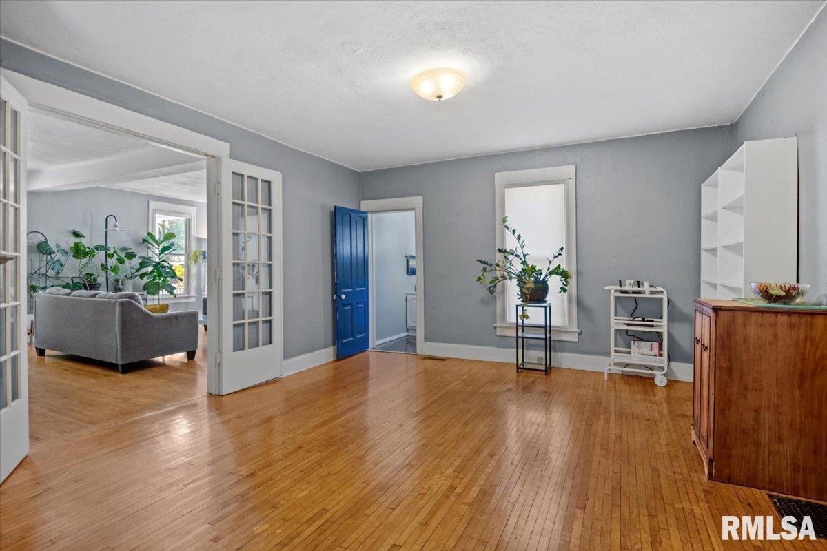 1121 West Governor Street Springfield, IL 62704 - Photo 13 of 33 Gallery Image 13