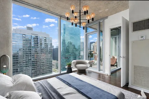 $440,000 | 600 North Fairbanks Court, Unit 2809, Chicago, IL 60611