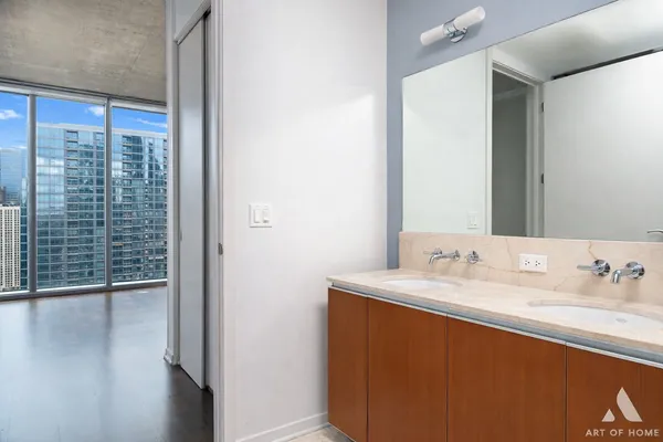 $440,000 | 600 North Fairbanks Court, Unit 2809, Chicago, IL 60611