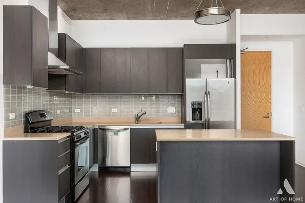 $440,000 | 600 North Fairbanks Court, Unit 2809, Chicago, IL 60611