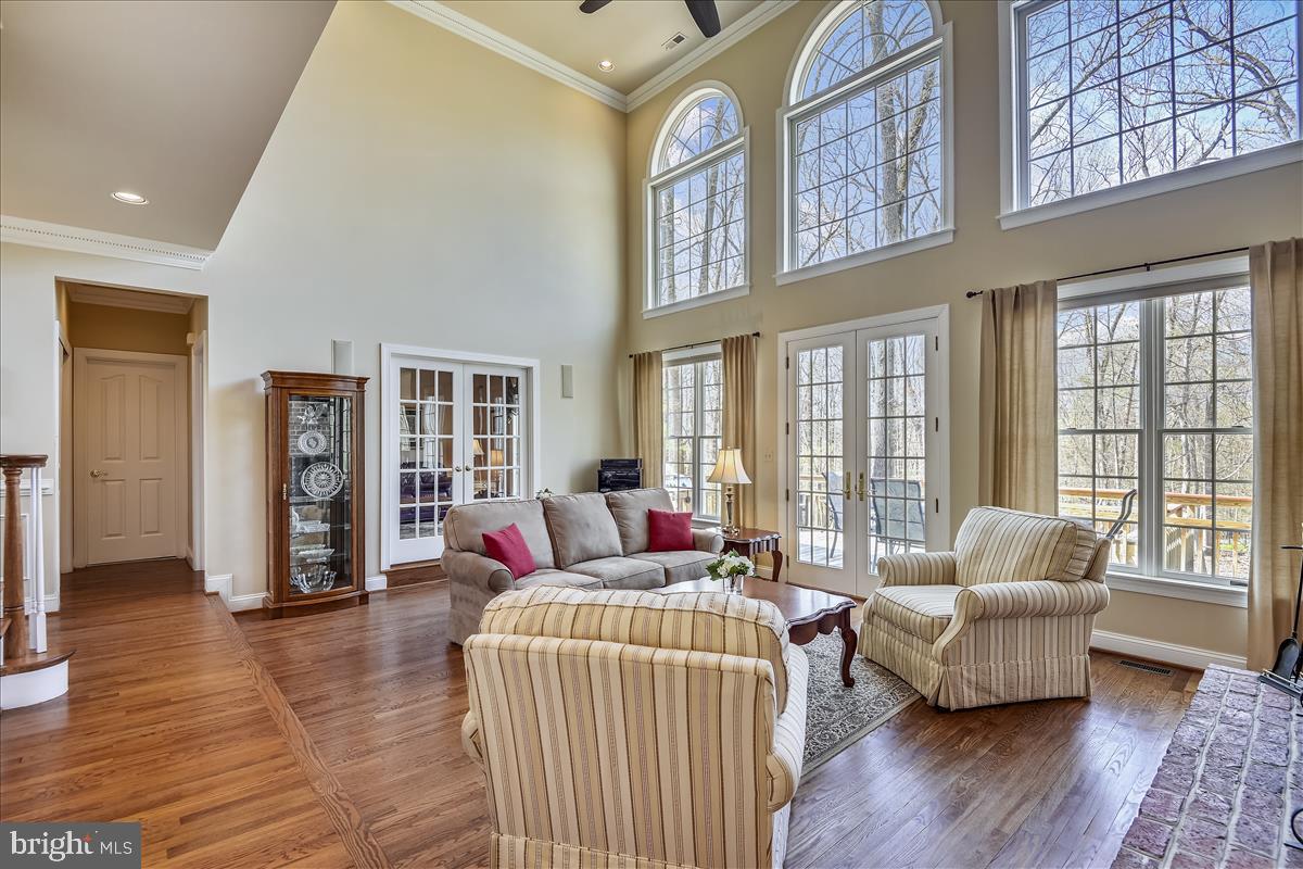 14408 Katie Road Phoenix, MD 21131 - Photo 12 of 53 Family Room