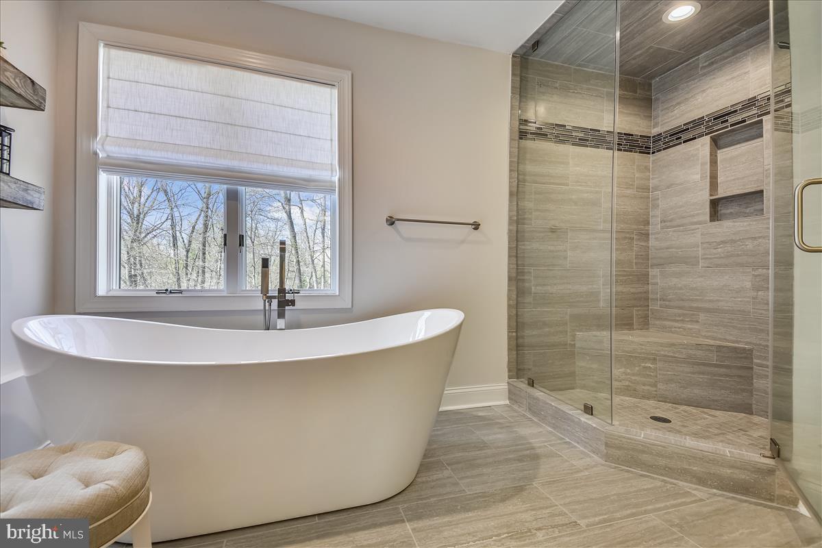 14408 Katie Road Phoenix, MD 21131 - Photo 30 of 53 Primary Bath