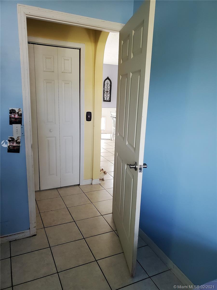 3726 Southeast Middle Street Stuart, FL 34997 - Photo 28 of 48 Gallery Image 28