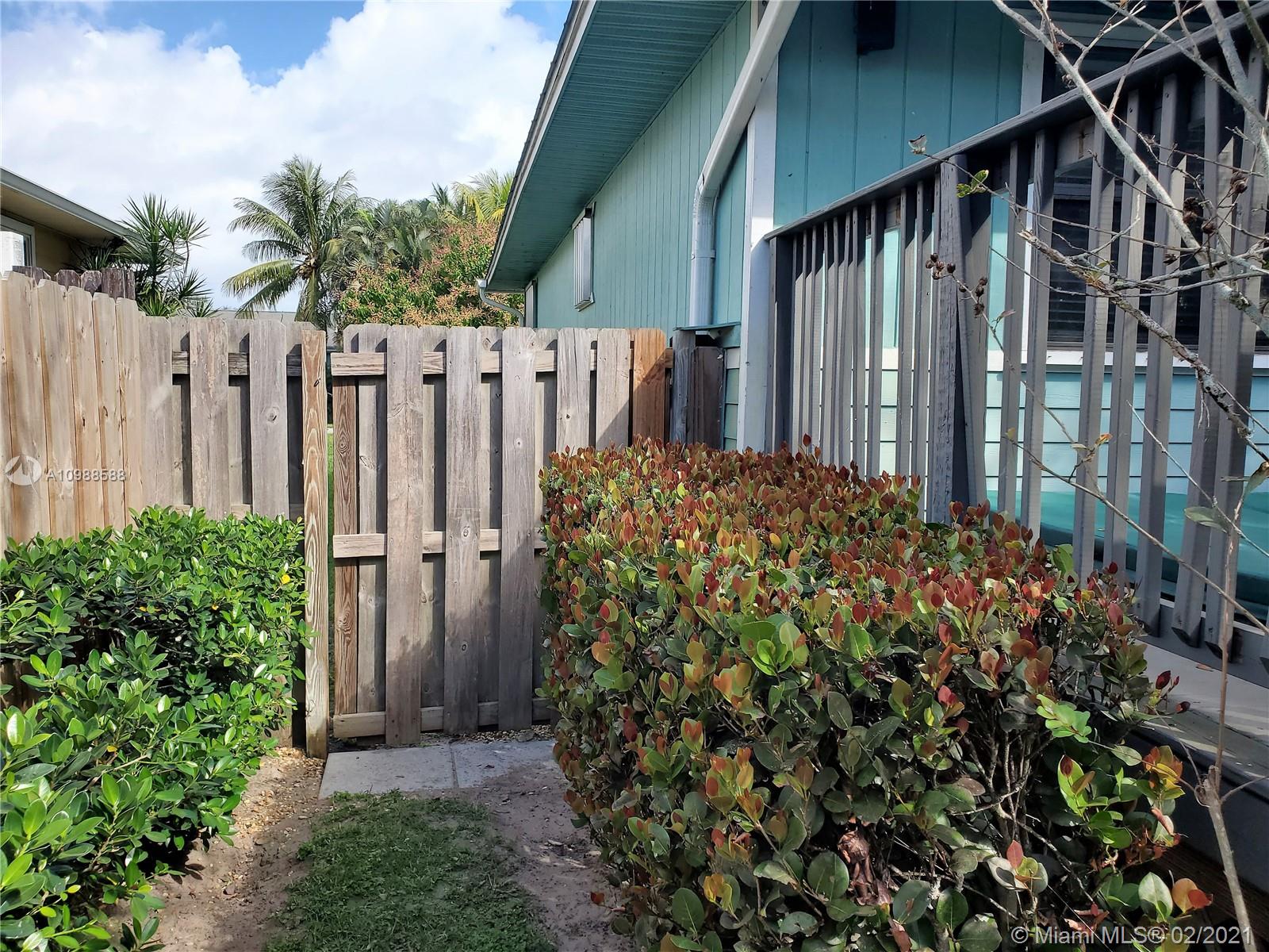 3726 Southeast Middle Street Stuart, FL 34997 - Photo 38 of 48 Gallery Image 38