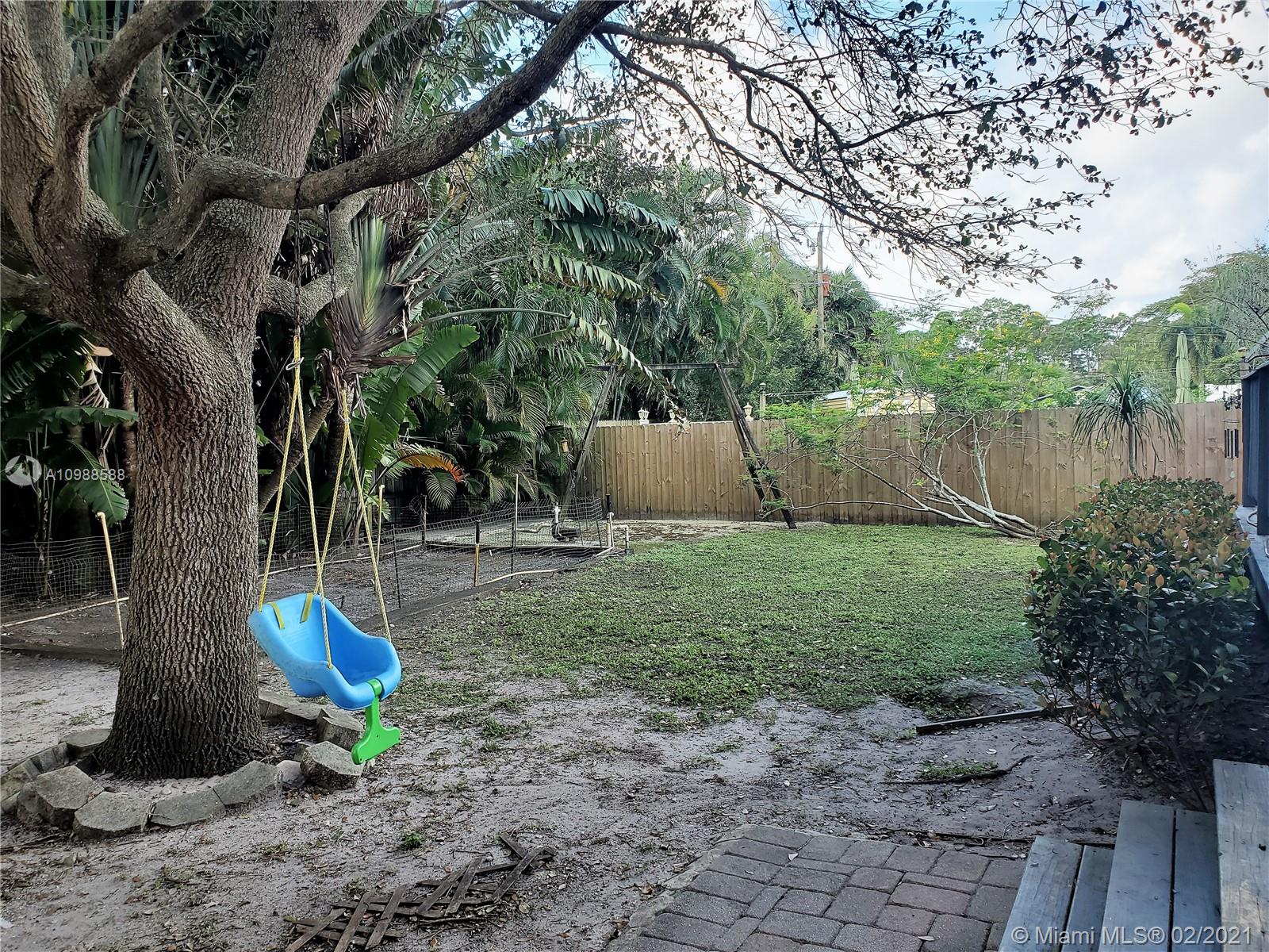 3726 Southeast Middle Street Stuart, FL 34997 - Photo 39 of 48 Gallery Image 39