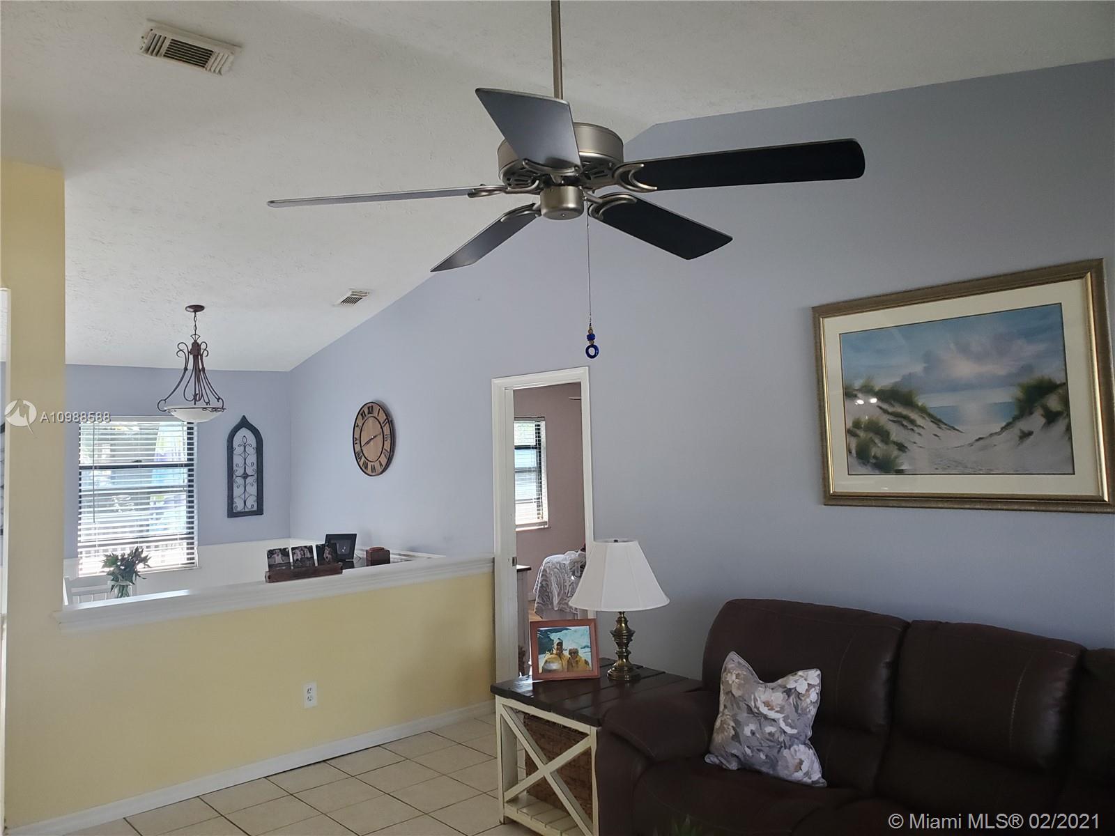 3726 Southeast Middle Street Stuart, FL 34997 - Photo 7 of 48 Gallery Image 7