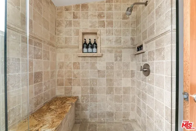 $20,000 | 3200 Oakley Drive, Los Angeles, CA 90068