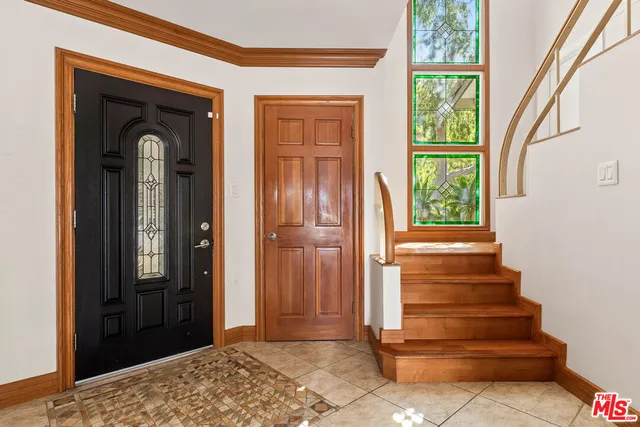 $20,000 | 3200 Oakley Drive, Los Angeles, CA 90068