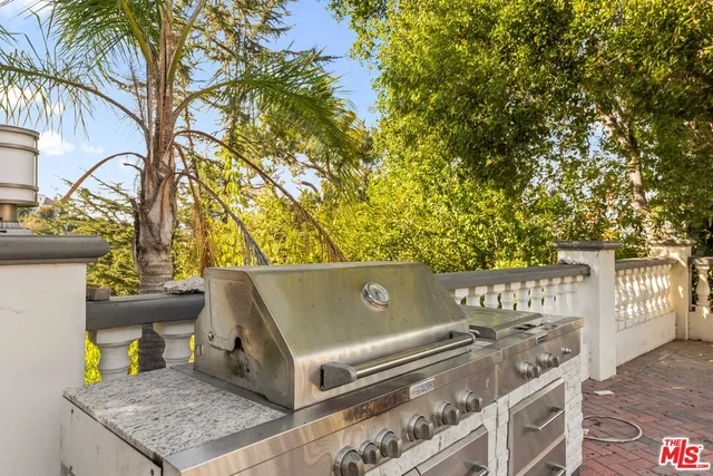 $20,000 | 3200 Oakley Drive, Los Angeles, CA 90068