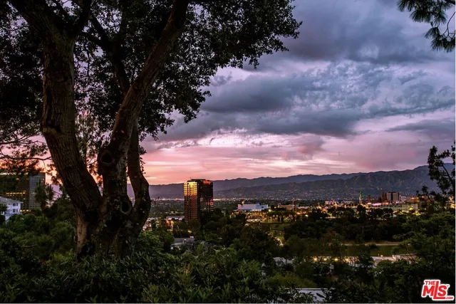 $20,000 | 3200 Oakley Drive, Los Angeles, CA 90068