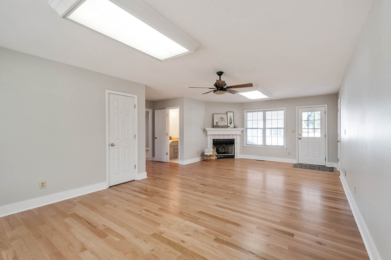 4023 Erwin Road, Unit 1 Columbia, TN 38401 - Photo 7 of 25 Gallery Image 7